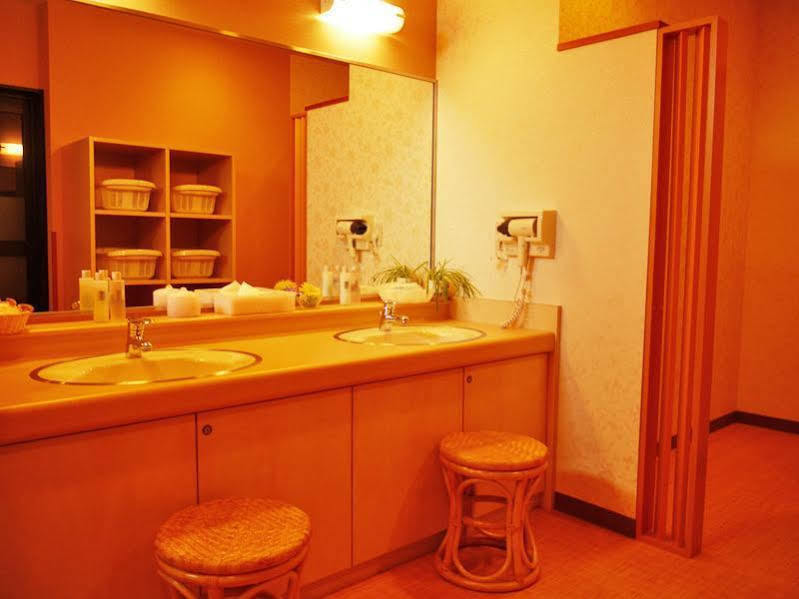 Hotel Route-Inn Aizuwakamatsu Exterior foto